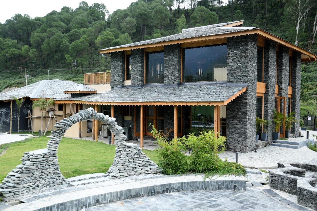Osho Himalayas Wellness Resort Kangra Extérieur photo
