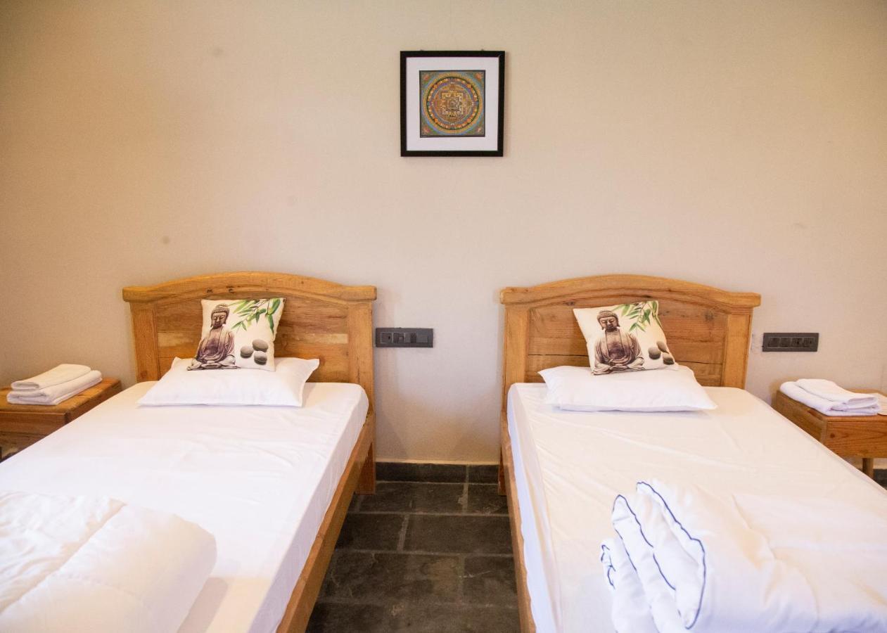 Osho Himalayas Wellness Resort Kangra Extérieur photo