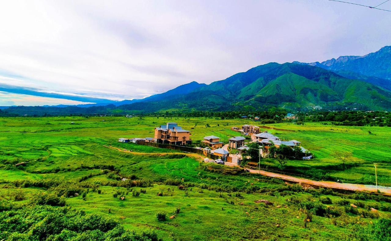 Osho Himalayas Wellness Resort Kangra Extérieur photo