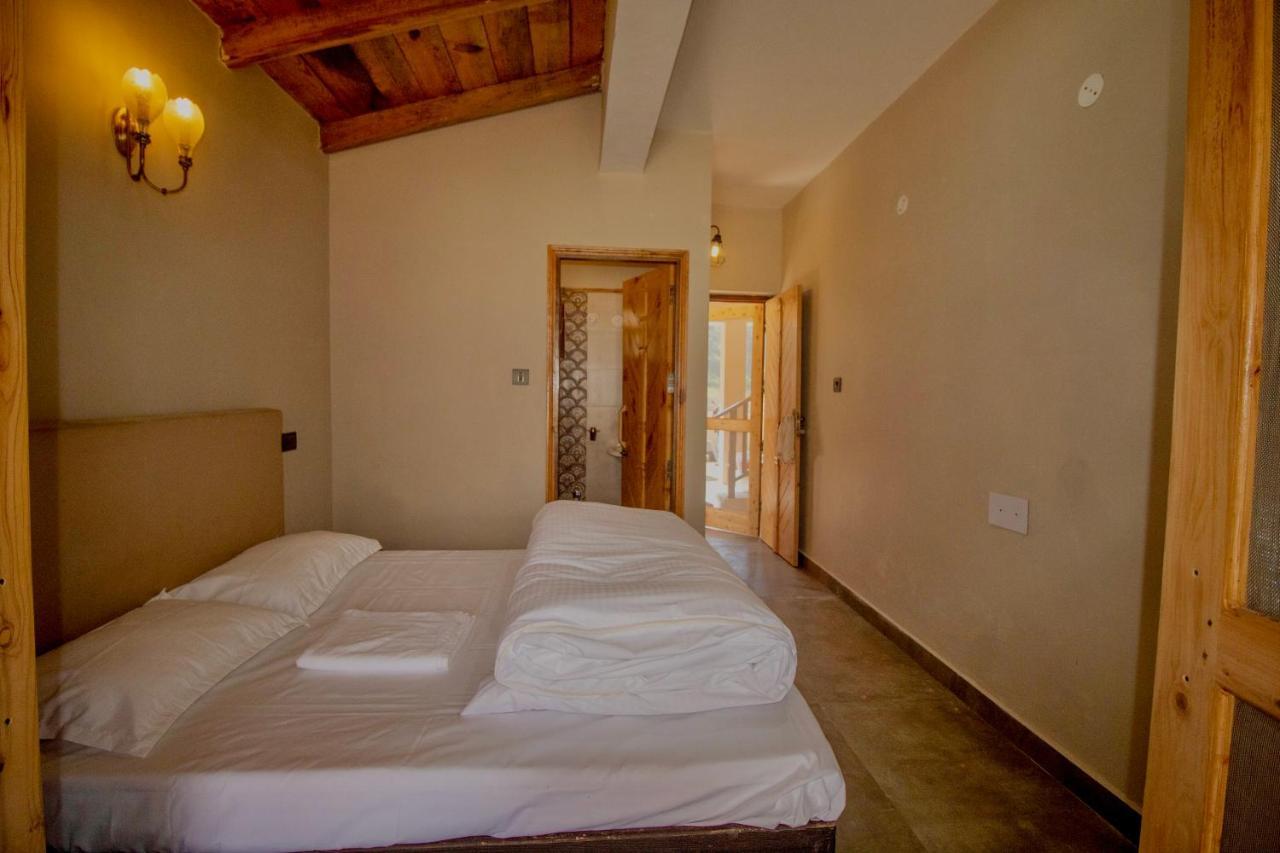 Osho Himalayas Wellness Resort Kangra Extérieur photo