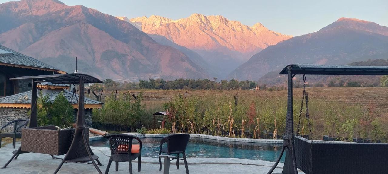 Osho Himalayas Wellness Resort Kangra Extérieur photo