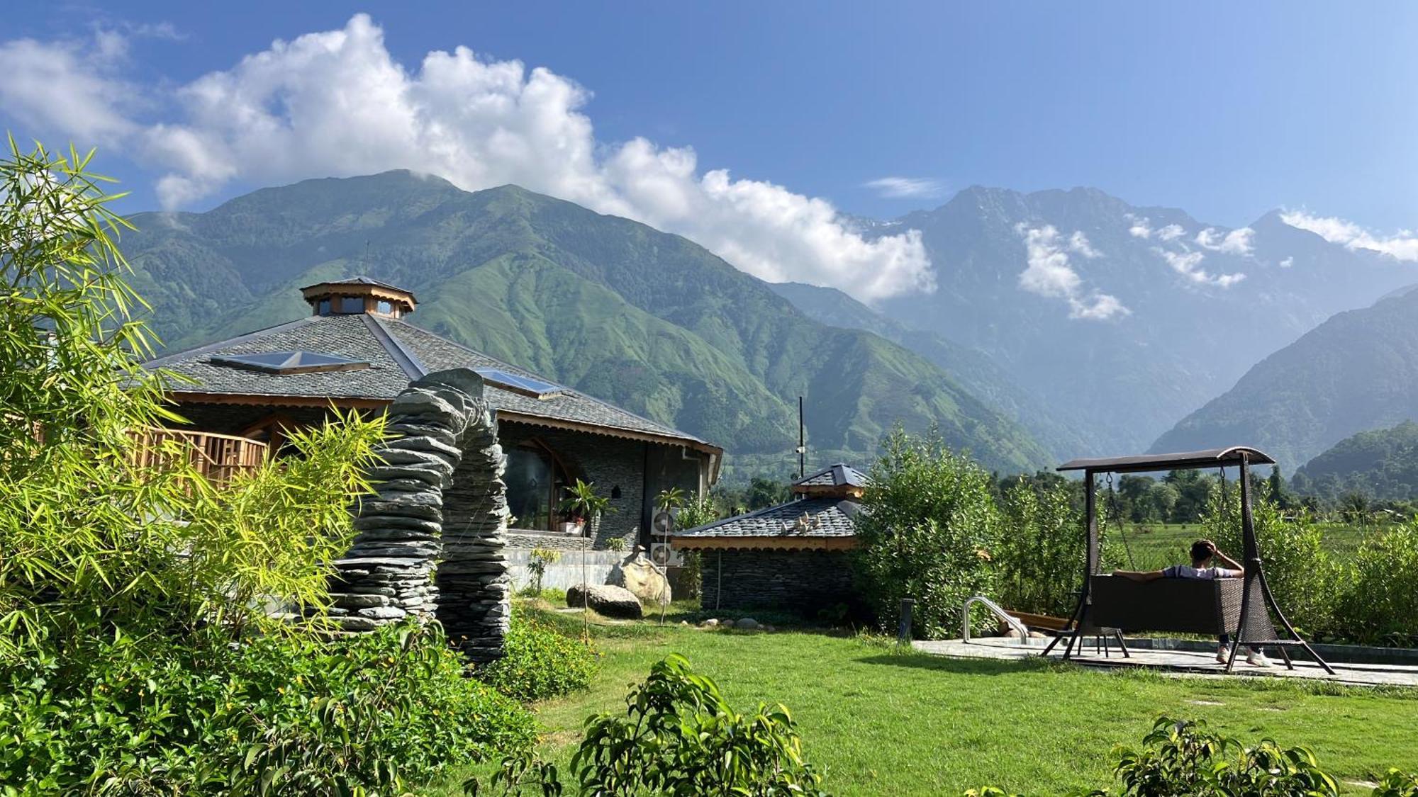Osho Himalayas Wellness Resort Kangra Extérieur photo